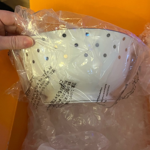 kate spade Larabie Road Platinum Serving Bowl - Picture 3 of 6